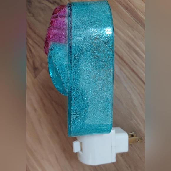 Night Light Blue And Pink Flip Flop Sandals Beach Ocean Summer - Picture 6 of 8